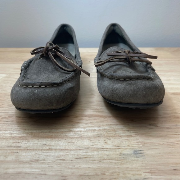 Eddie Bauer Women's Suede Moccasin Loafers Gray Slip On Shoes Size 7 - Picture 3 of 11